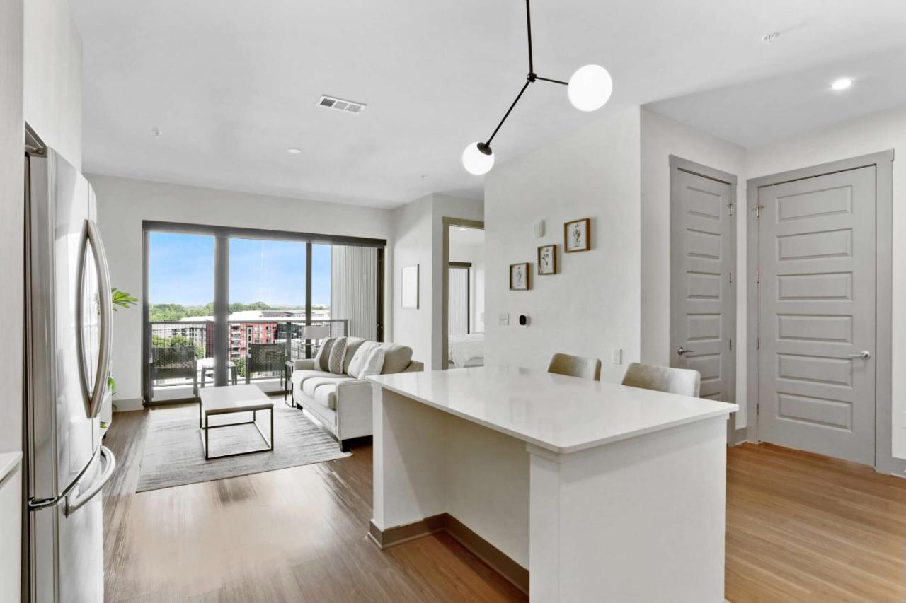 Luxury Apt In West Midtown Атланта Экстерьер фото