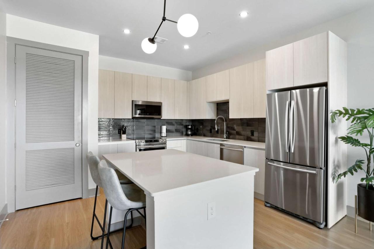 Luxury Apt In West Midtown Атланта Экстерьер фото